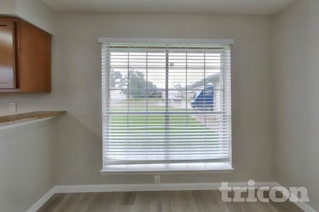 Photo - 14831 Waterside Dr