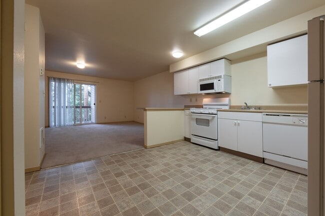 Crestview West Apartments