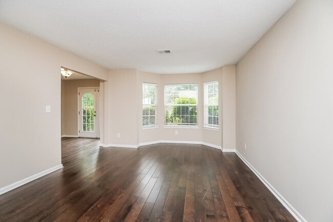 Photo - 5308 Rolling Meadow Dr SW