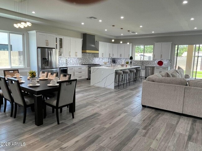 Photo - 6824 N 14th St