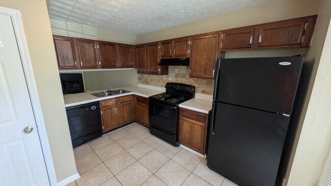 Photo - 3909 Meadow Creek Dr