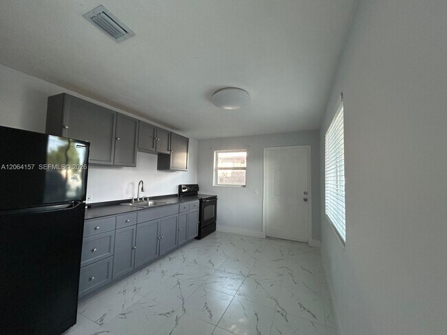 Photo - 3177 NW 29th St Unit A