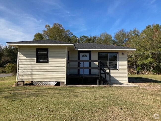 Building Photo - Gulfport 2 Bedroom Rental
