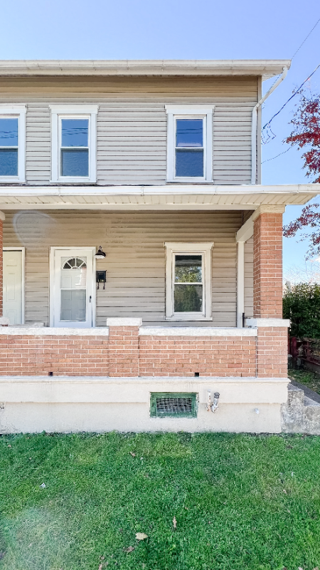 Photo - 1396 Newport Ave Townhome