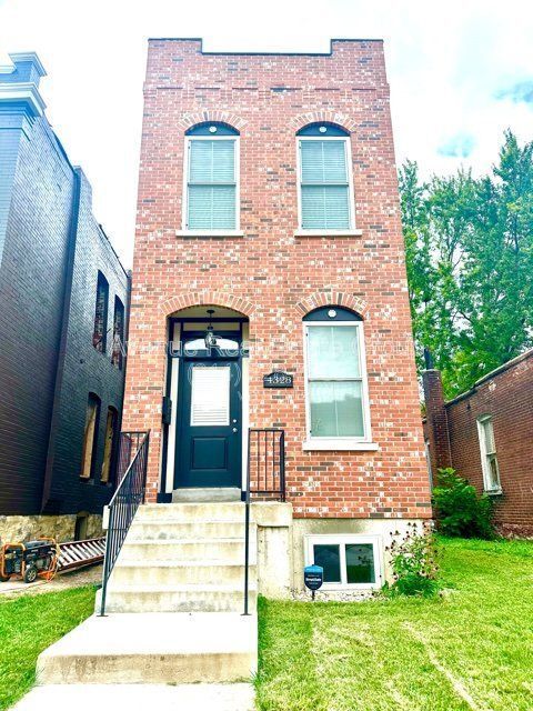 Building Photo - 4328 Swan Ave