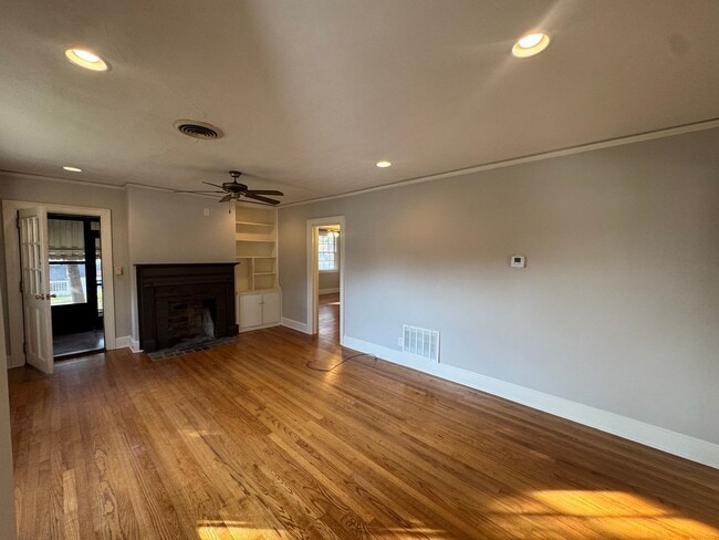 Photo - Adorable Home