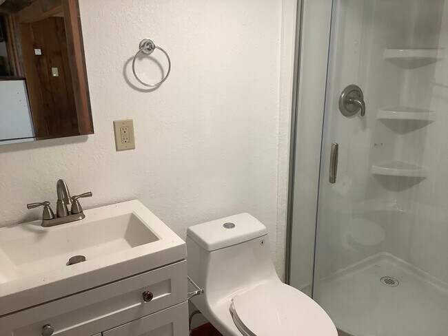 Photo - Cute granny unit studio in Sebastopol