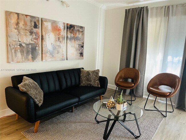 Building Photo - 8420 Byron Ave Unit 3