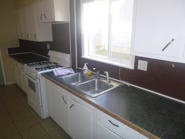 Photo - 837 McKinley Ave