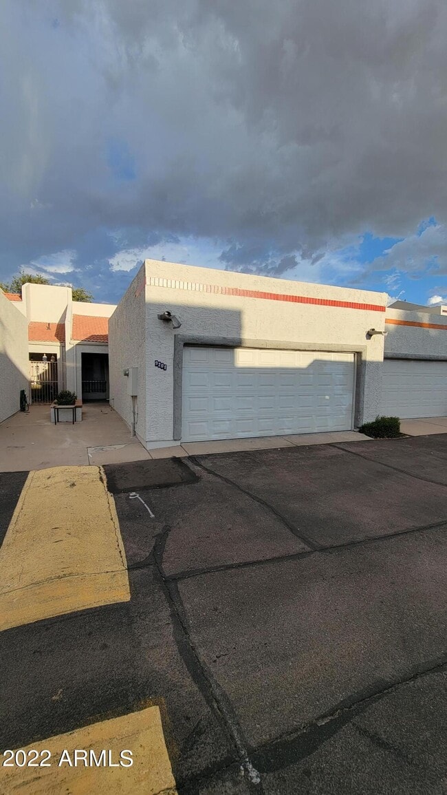 Building Photo - 9201 N 47th Dr