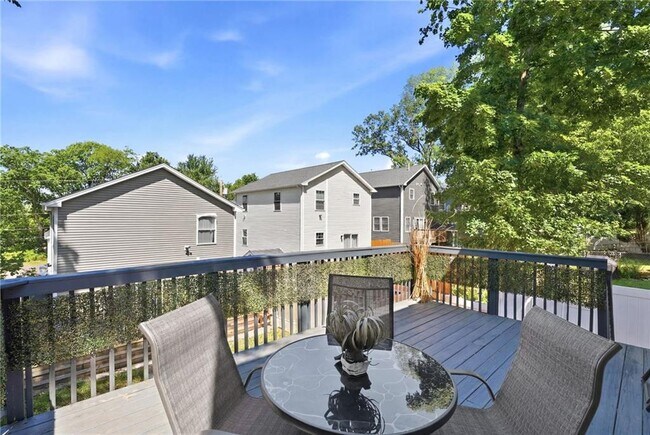 Photo - 90 Rowley St