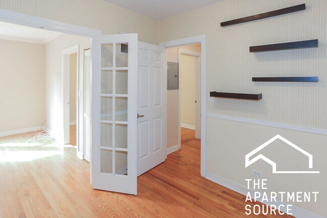 Photo - 628 W Roscoe St Unit 1N