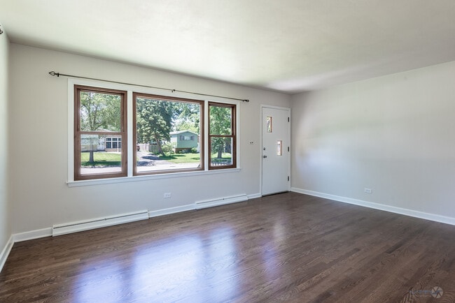 Photo - 711 N 3rd Ave