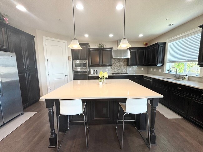 Photo - Beautiful 5 Bedroom with Den/Office and Large Bonus Room in Bethany Ridge!!!