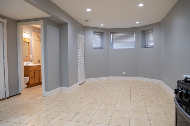 Photo - 6605 S Kimbark Ave