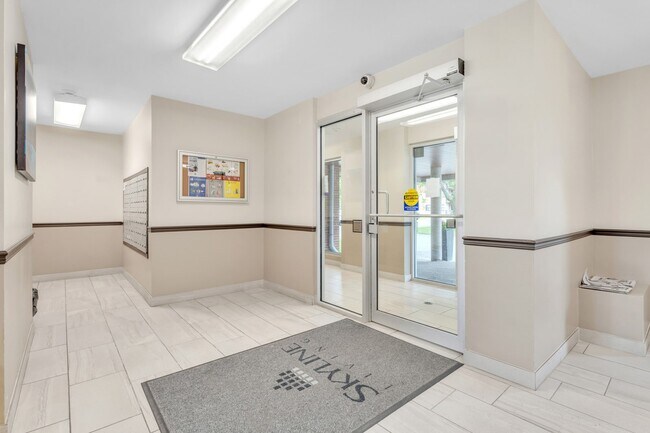 Photo - Lasalle I & II