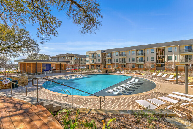 Building Photo - The Scenic at River East Rental