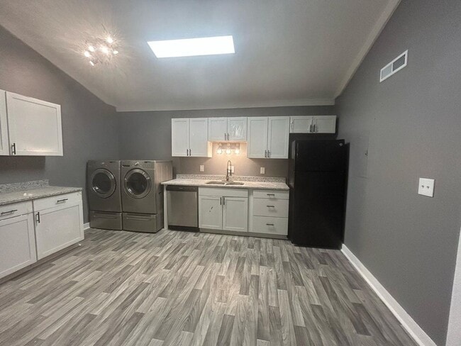 Photo - 4701 Flat Shoals Rd