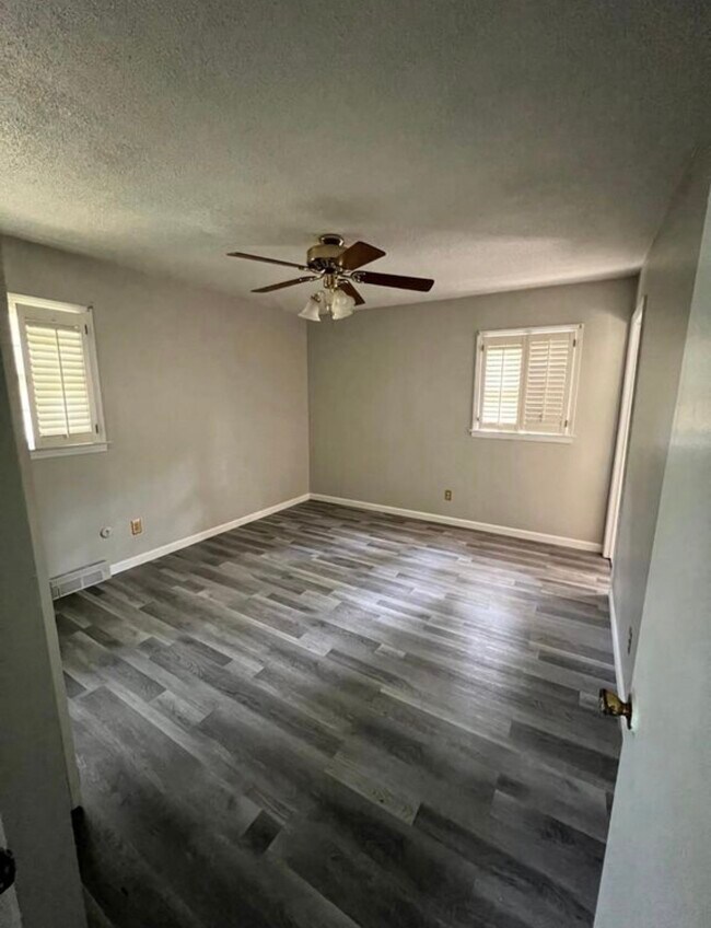 Photo - 14 Lynn Haven Dr