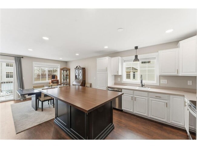 Photo - 7598 Crimson Ln