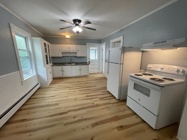 Photo - 250 Linden St Apartment Unit 2