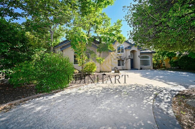 21678 Eastmere Ln