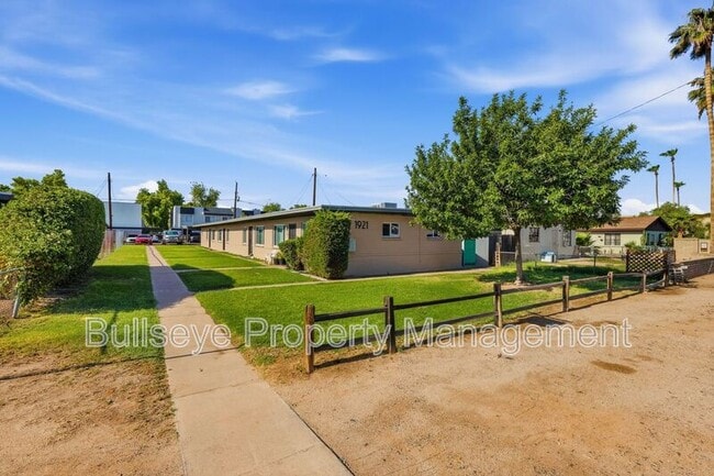 Photo - 1921 E Osborn Rd