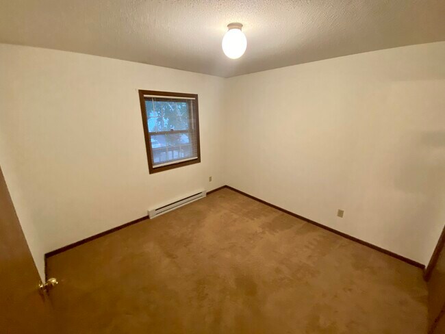 Building Photo - 227 Liberty St Unit 9