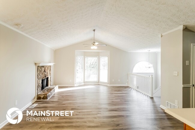 Photo - 15 Silverthorne Cir