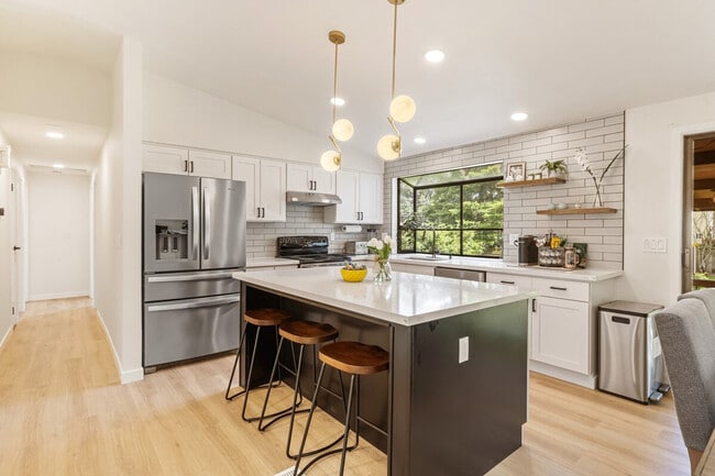 Photo - 14808 11th Pl W Unidad ID1324814P