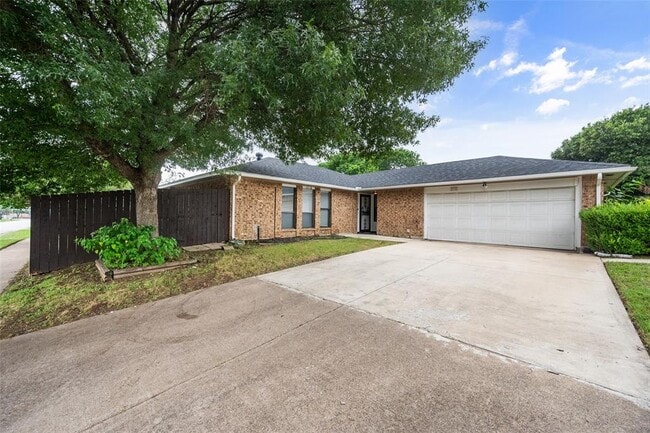 Building Photo - 2318 Clearhaven Dr Rental