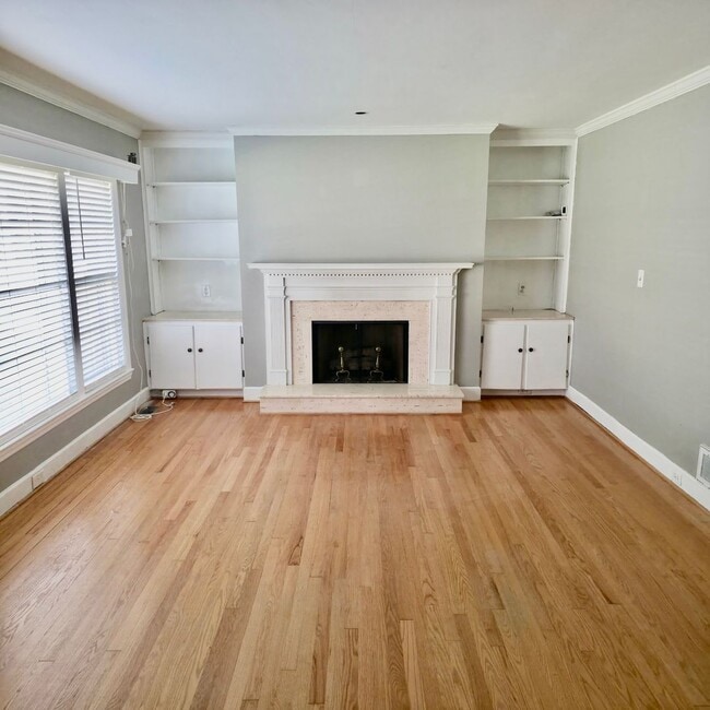 Photo - Well-maintained, Ranch home minutes from F...