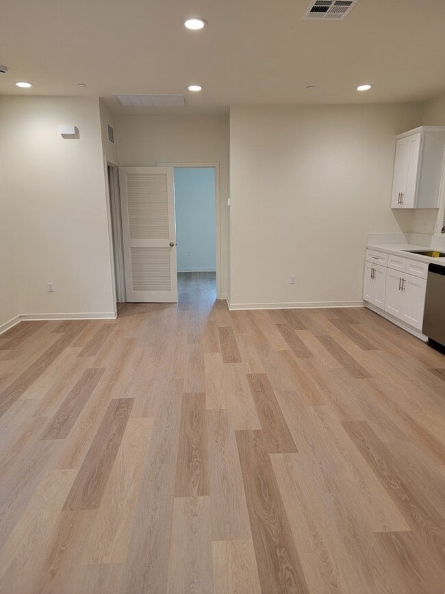 Photo - 9388 Olive St Unit 3