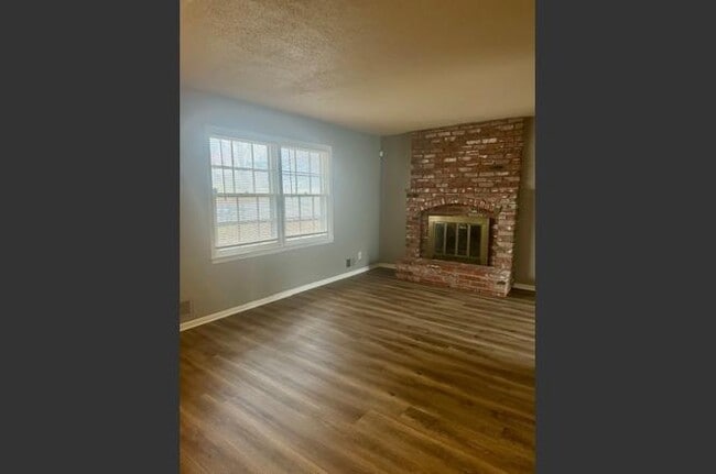 Photo - 11700 E 56 St