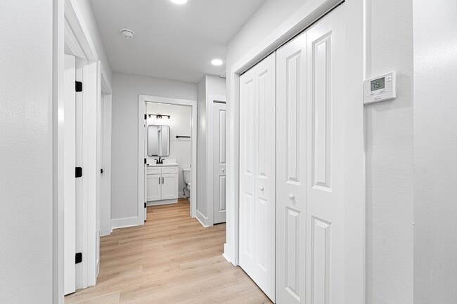Photo - "Spacious 4-Bedroom Townhouse Oasis in Bartow - 1366 Sq Ft of Comfort!"