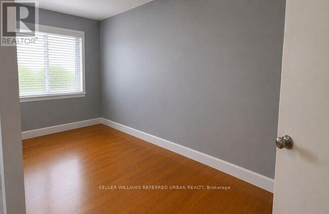 Photo - 203 Hendon Ave