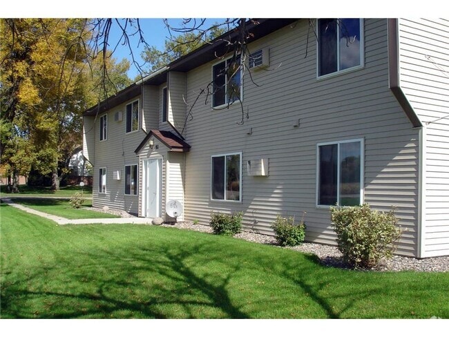 Building Photo - 911 Lakeview St Unit 8 Rental