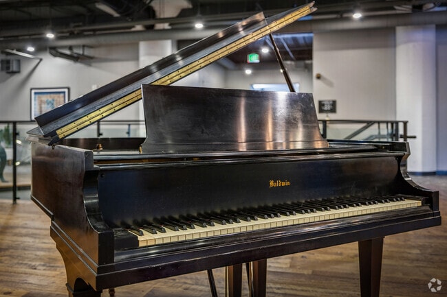 Baldwin Piano