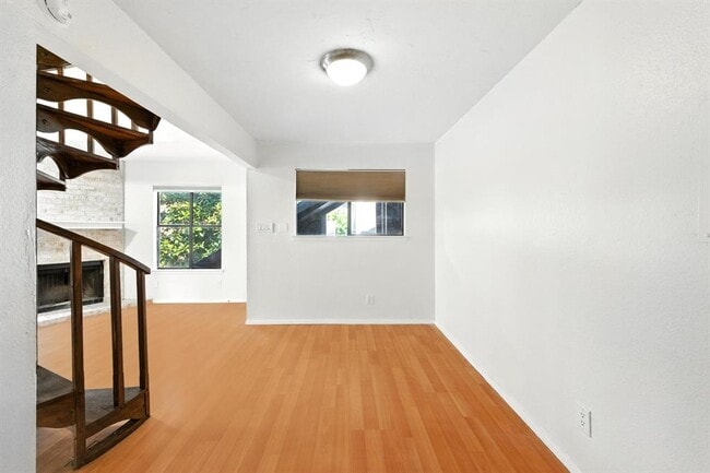 Photo - 2500 Burleson Rd Unit 311