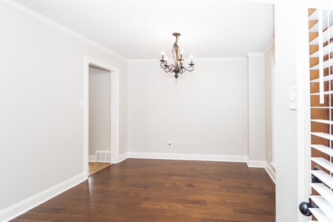 Photo - 3080 Magnolia Dr