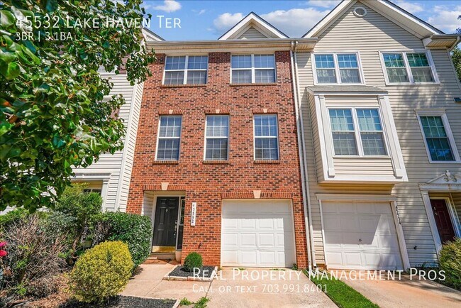 Photo - 45532 Lake Haven Terrace