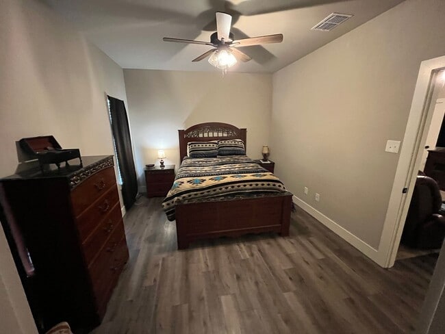 Photo - 4717 121st Pl