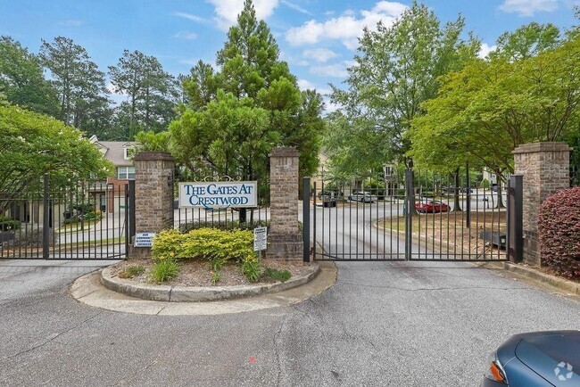 Building Photo - 1665 Southgate Mill Dr Rental