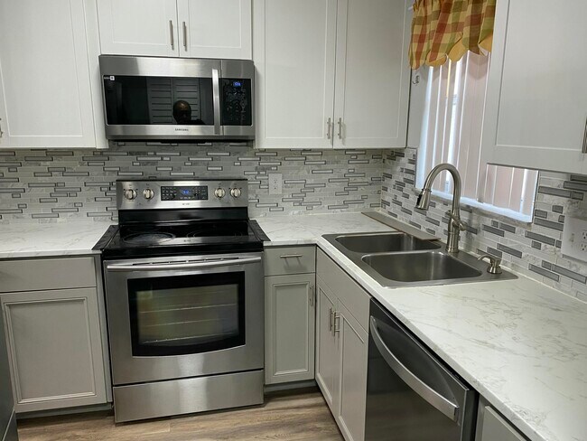 Photo - 6890 Royal Palm Blvd Unit 209h