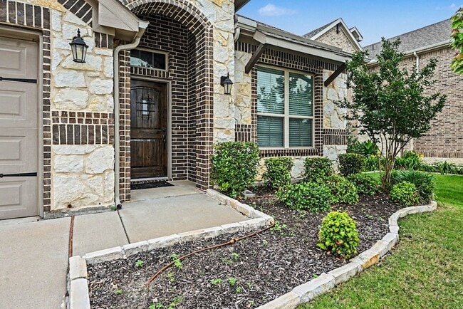 Photo - 7656 Northumberland Dr