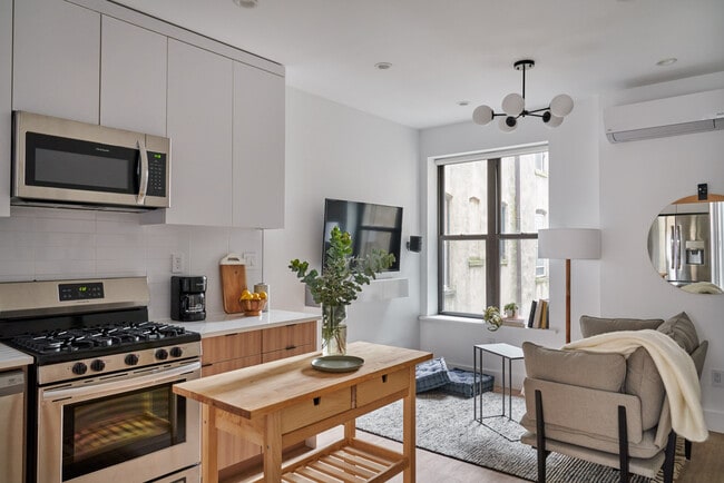 Common Brower (Furnished Rooms) - Common Brower (Furnished Rooms) Apartments