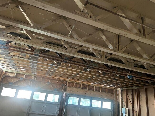 Building Photo - 2668 Bering Dr Unit 2668