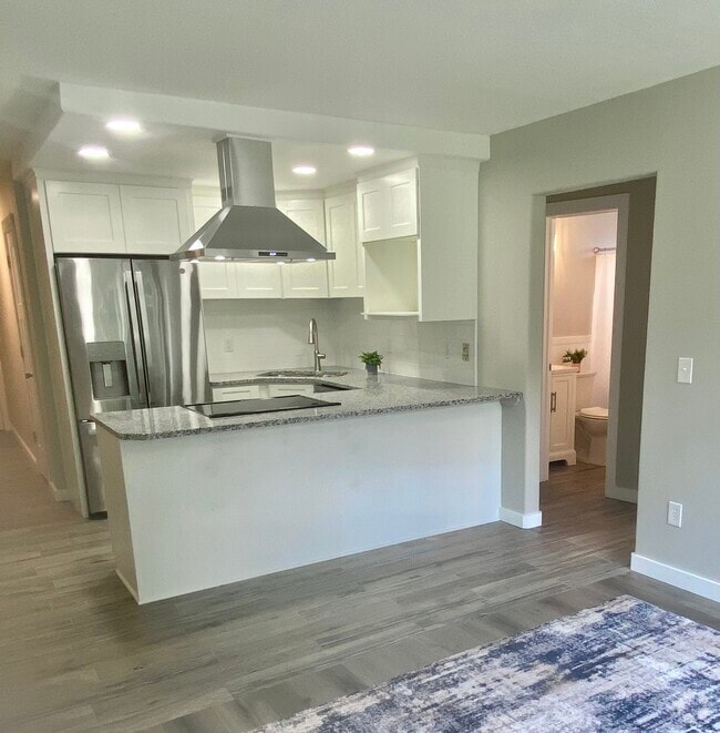 Building Photo - 609 Market St S Unit 4 Rental