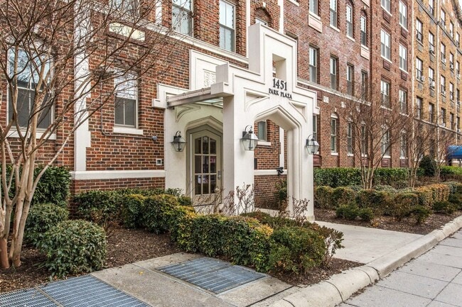 Photo - Bright Two-Bedroom in Columbia Heights Unidad 501