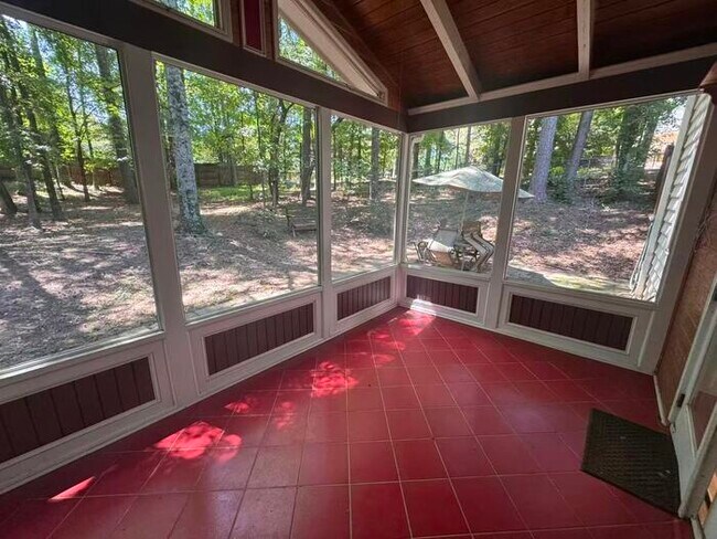 Alpharetta 4 bedroom home with large fenced in backyard